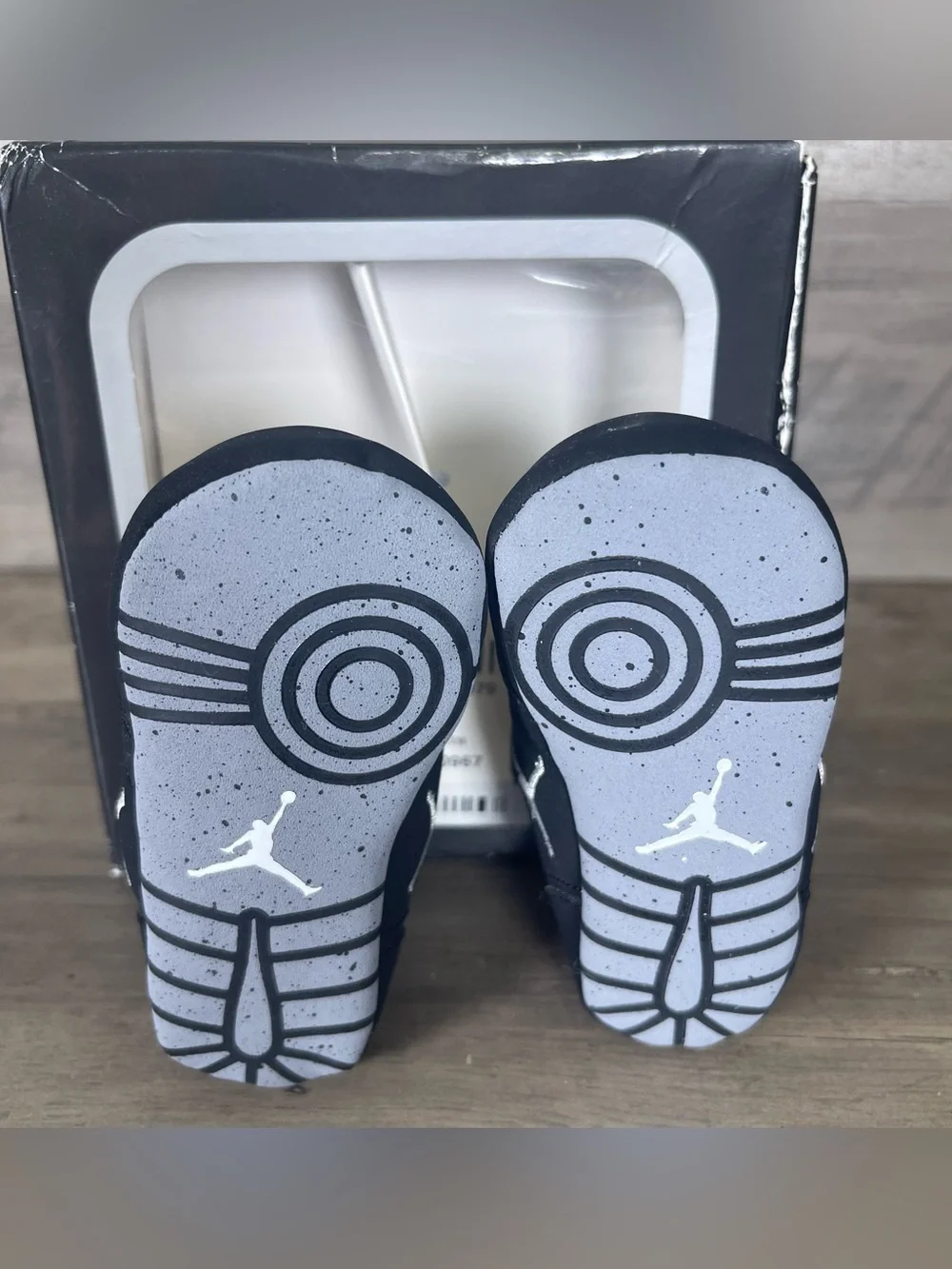 NEW IN BOX Nike Jordan 1st Crib Baby 2C Black Soft Sole Shoes 370305-011 Infant